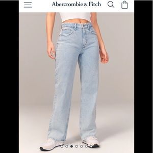 Abercrombie Curve Love 90’s Relaxed